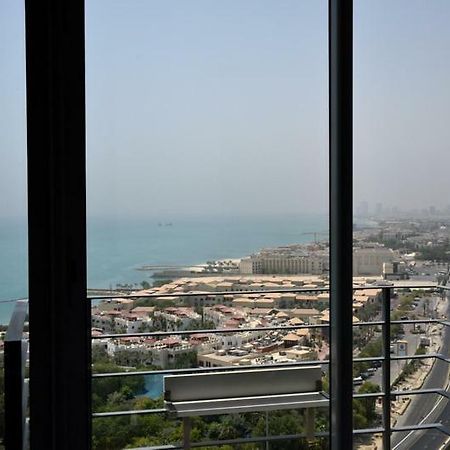 Apartamento Code Housing - Al Bedaa- Family Only Kuwait City Exterior foto